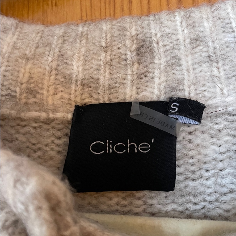 Cliche sweater - Picture 2 of 9